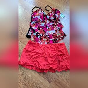 Womens 2 piece swim suit. Top is a size 10. Bottom is size 8
